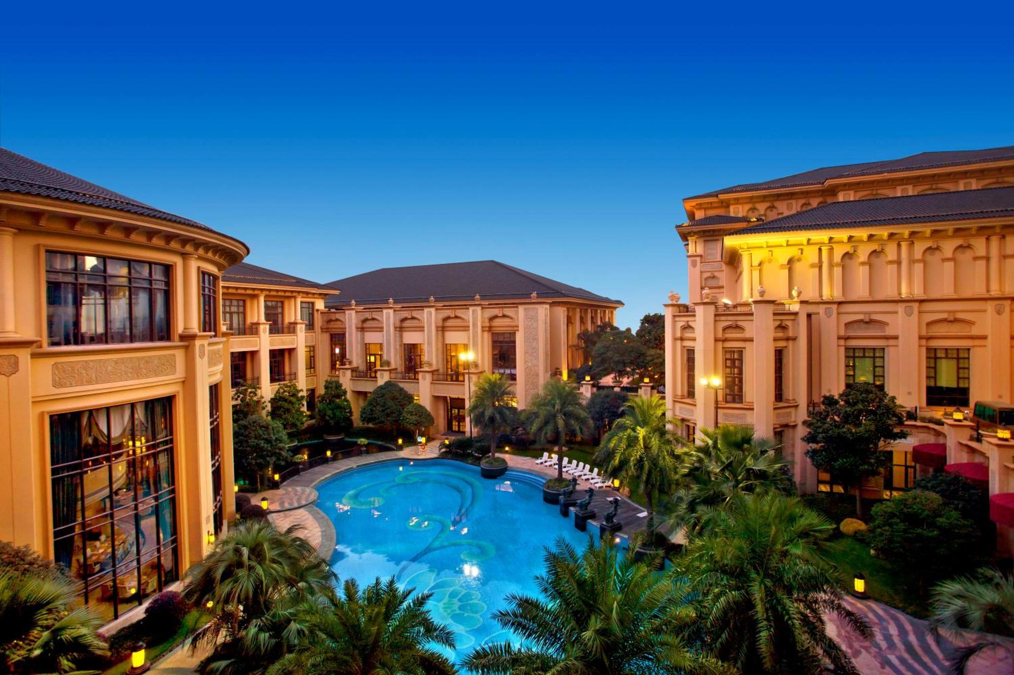 Chateau Star River Pudong Shanghai Exterior photo
