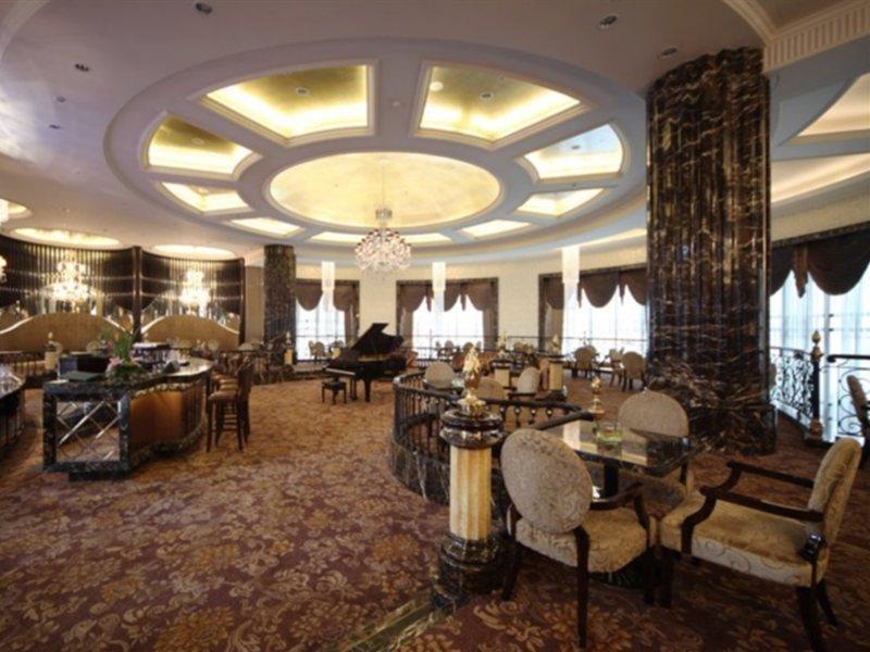 Chateau Star River Pudong Shanghai Exterior photo