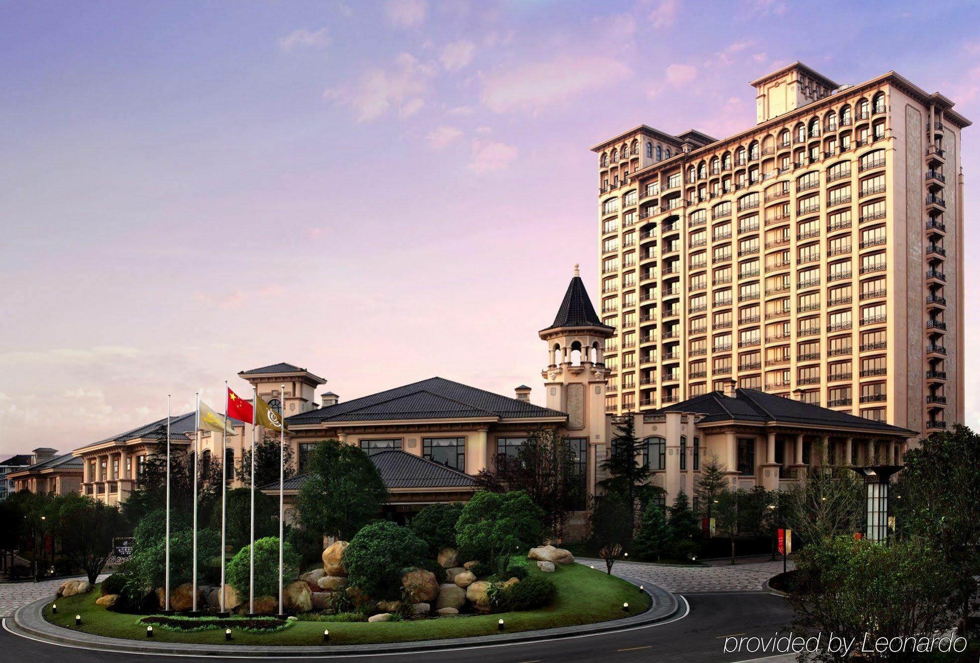 Chateau Star River Pudong Shanghai Exterior photo